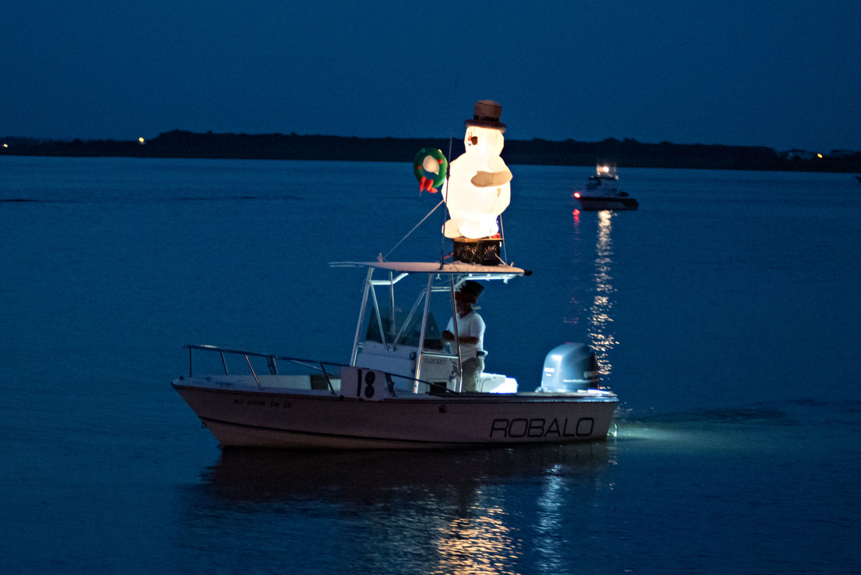 071919_nws_wildwoodxmasinjuly